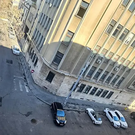 B35 Apartament Bukareszt