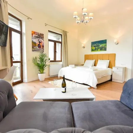 Apartment B35