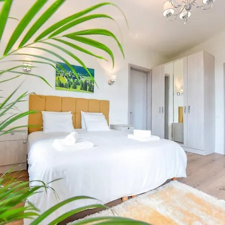 B35 Apartment Bukarest