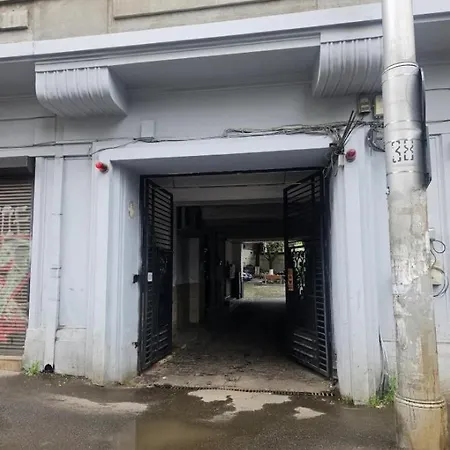 B35