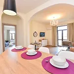 B35 Apartament